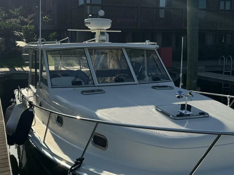 Slide: The Image of Mainship 34 Pilot Hardtop 2008 - 20