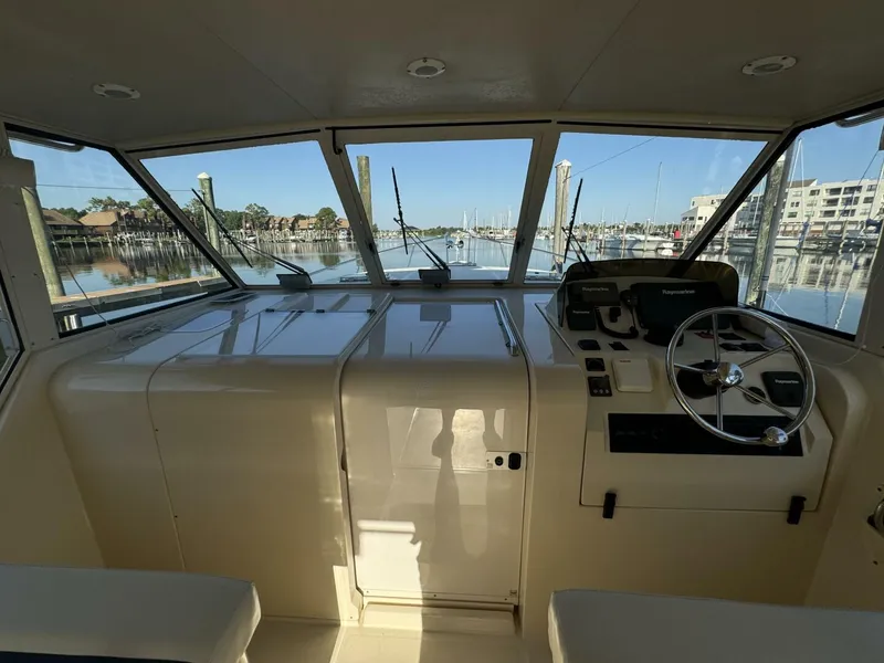 Slide: The Image of Mainship 34 Pilot Hardtop 2008 - 22