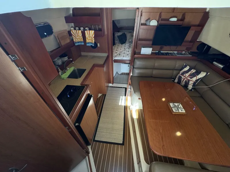 Slide: The Image of Mainship 34 Pilot Hardtop 2008 - 31