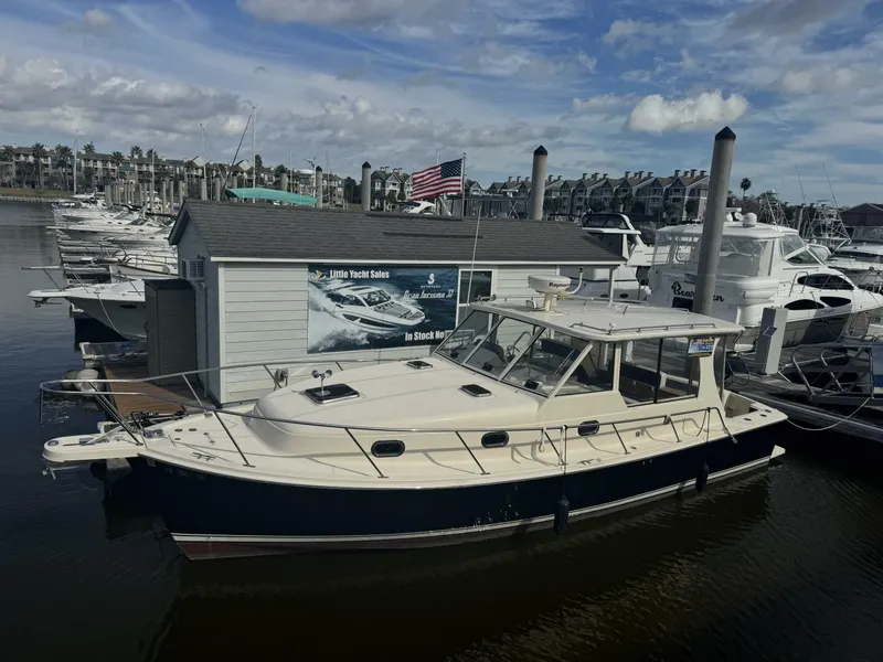 Slide: The Image of Mainship 34 Pilot Hardtop 2008 - 47