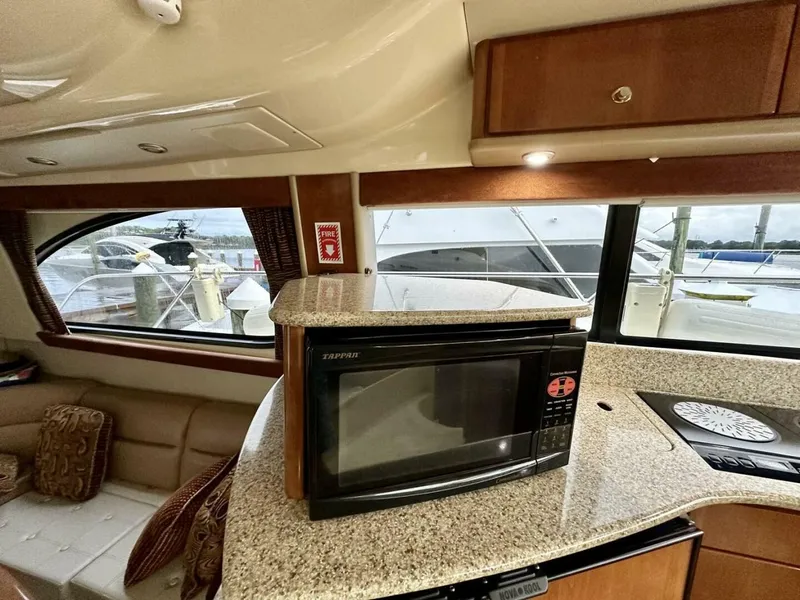 Slide: The Image of Meridian 411 Sedan 2007 - 15