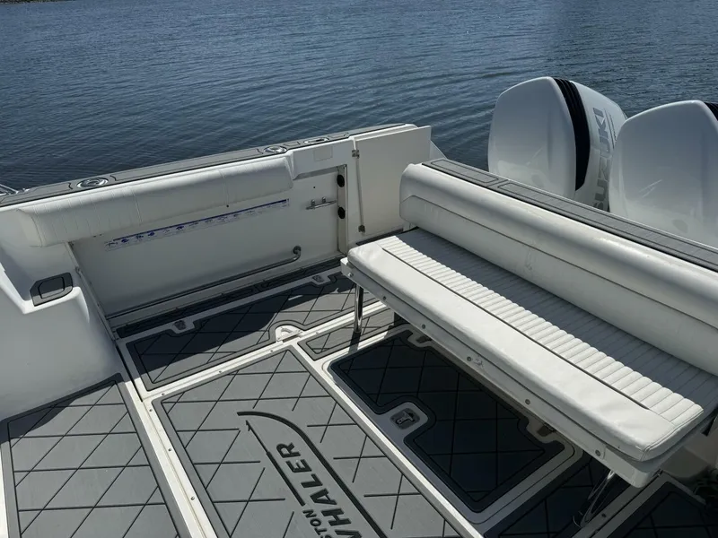 Slide: The Image of Boston Whaler 275 Conquest 2002 - 8