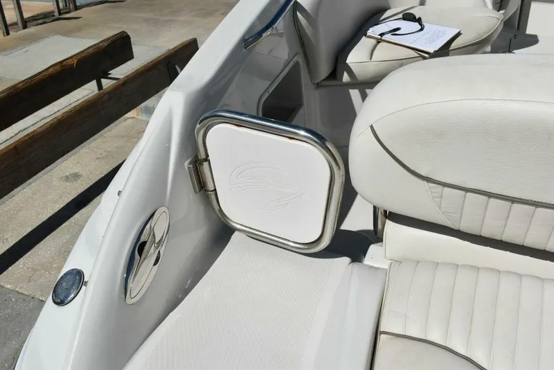 Slide: The Image of Crownline Boats 275 CCR 2005 - 10