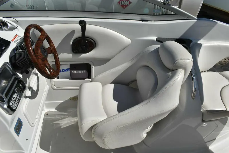 Slide: The Image of Crownline Boats 275 CCR 2005 - 14