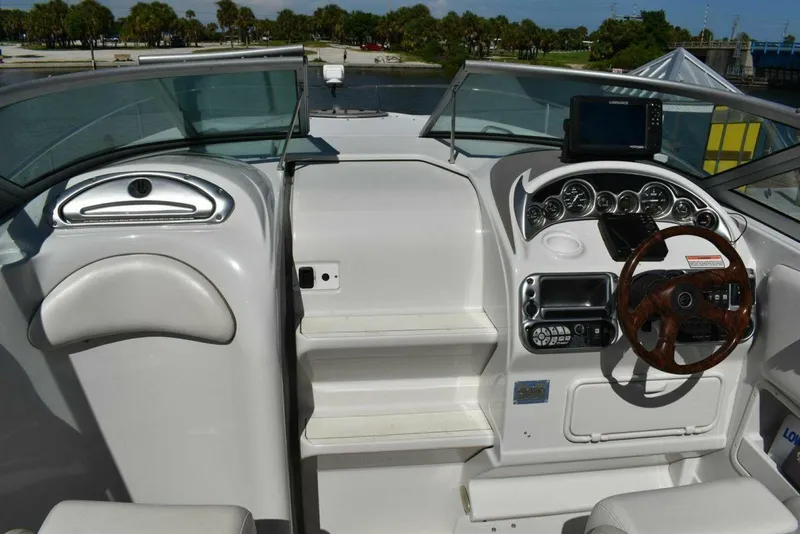 Slide: The Image of Crownline Boats 275 CCR 2005 - 19