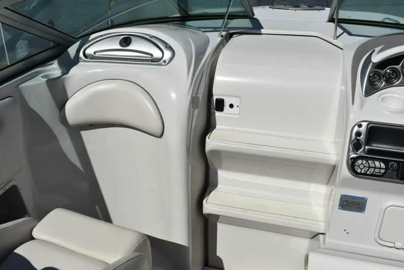 Slide: The Image of Crownline Boats 275 CCR 2005 - 27