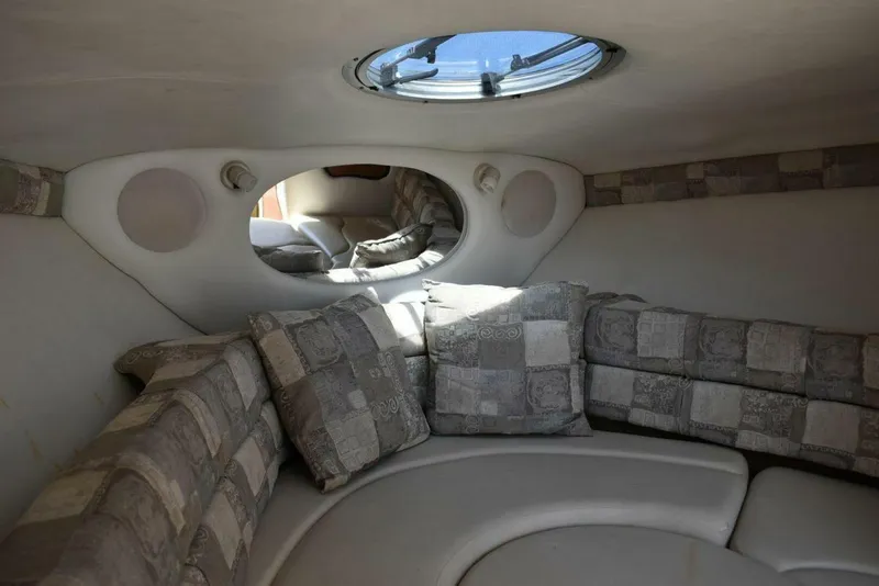 Slide: The Image of Crownline Boats 275 CCR 2005 - 30