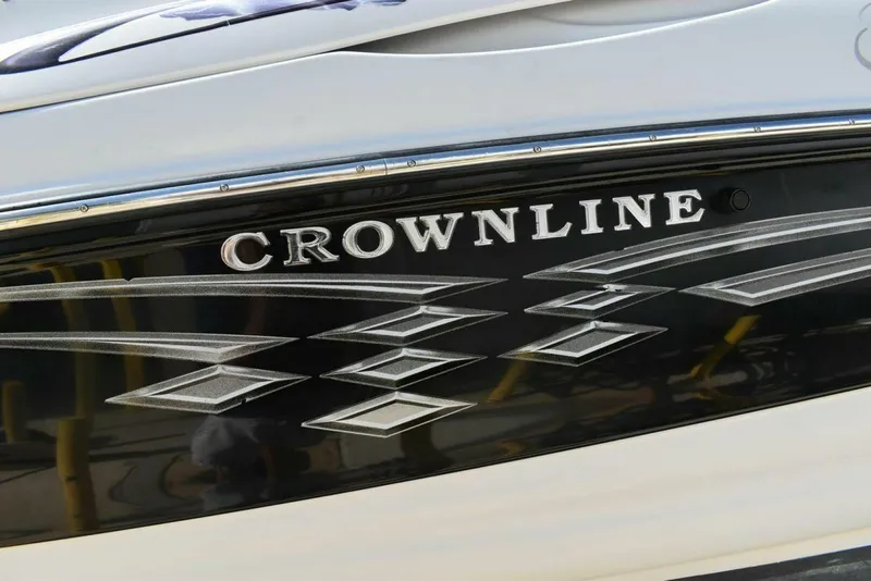 Slide: The Image of Crownline Boats 275 CCR 2005 - 5