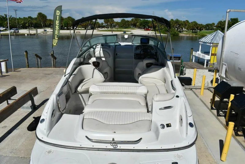 Slide: The Image of Crownline Boats 275 CCR 2005 - 7