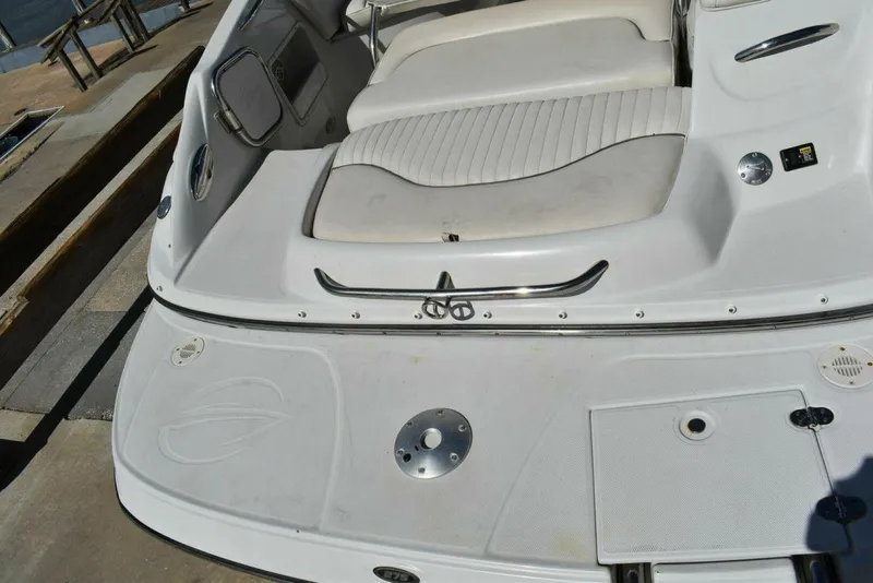 Slide: The Image of Crownline Boats 275 CCR 2005 - 8