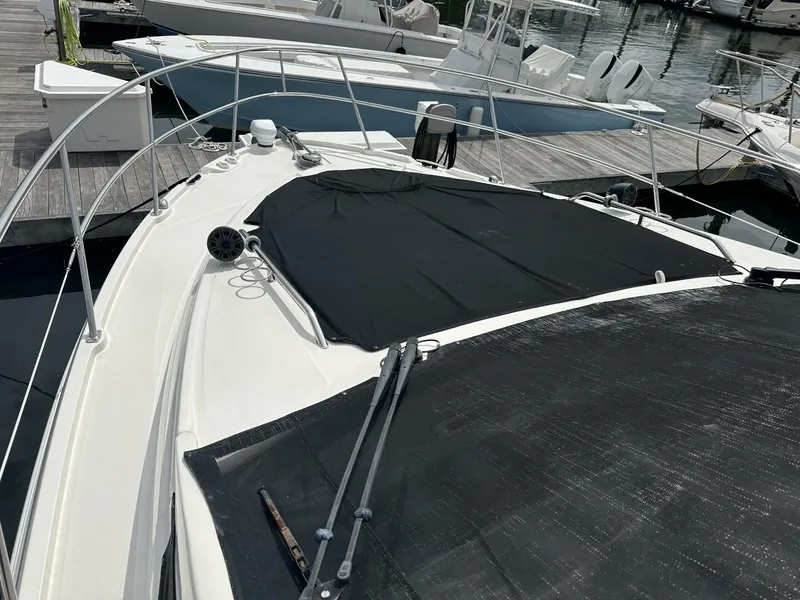 Slide: The Image of Sea Ray Sundancer 400 2018 - 15