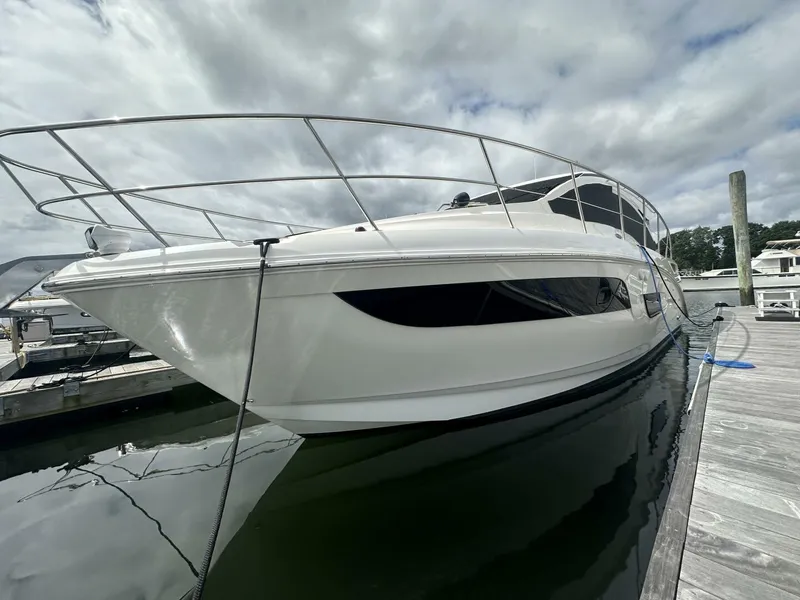 Slide: The Image of Sea Ray Sundancer 400 2018 - 2