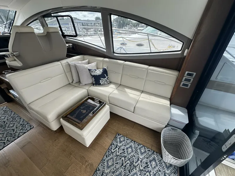 Slide: The Image of Sea Ray Sundancer 400 2018 - 22