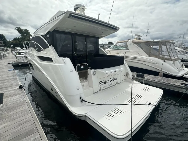 Slide: The Image of Sea Ray Sundancer 400 2018 - 4