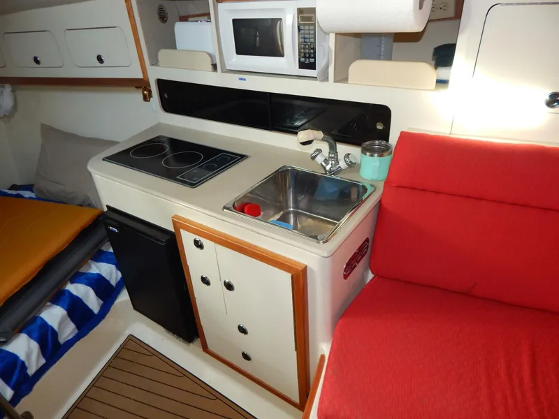 Slide: The Image of Albin 31 Tournament Express 1999 - 8
