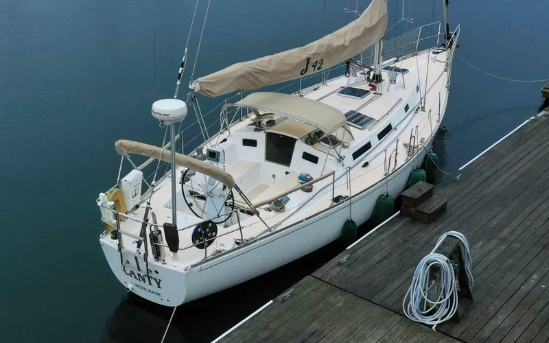 Slide: The Image of J Boats J/42 2000 - 2