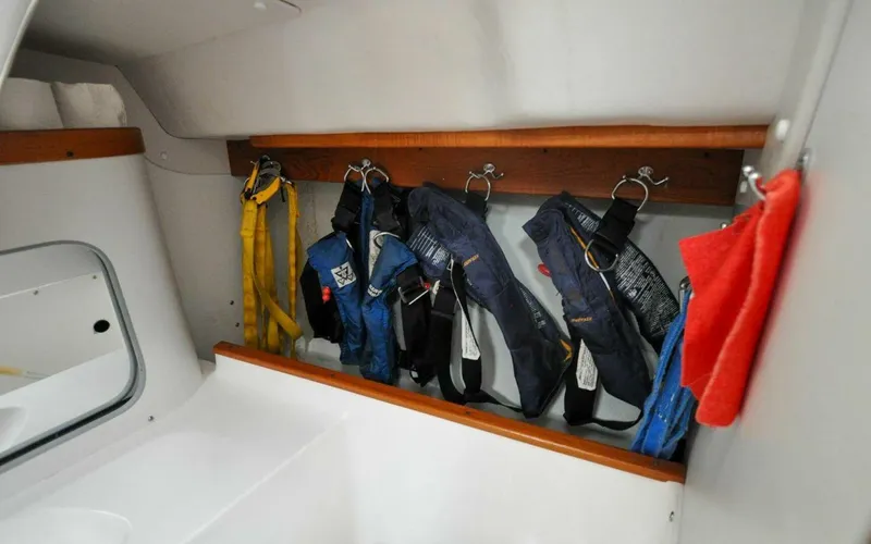 Slide: The Image of J Boats J/42 2000 - 98