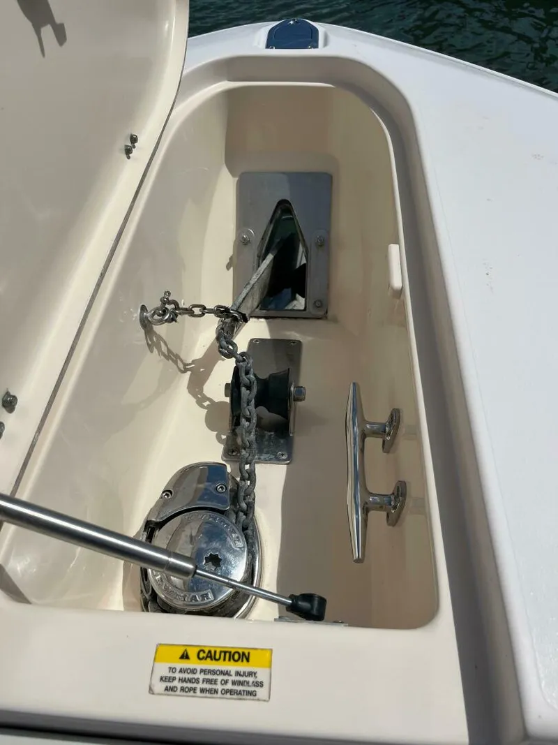 Slide: The Image of Grady-White 306 Bimini 2007 - 19