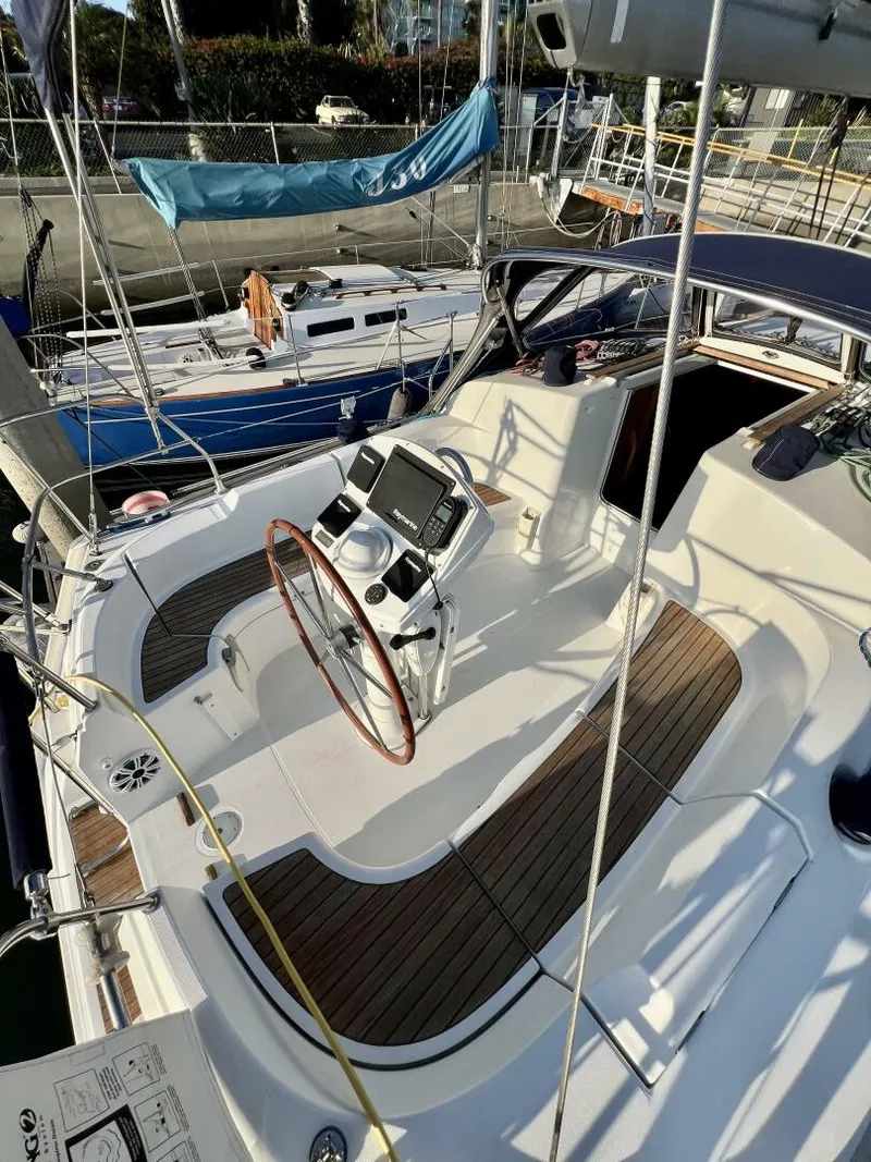 Slide: The Image of Jeanneau Sun Odyssey 35 2005 - 25