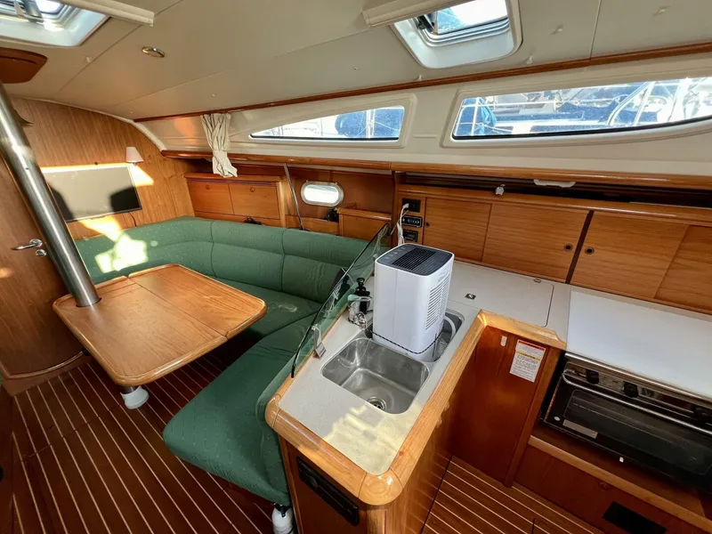 Slide: The Image of Jeanneau Sun Odyssey 35 2005 - 43