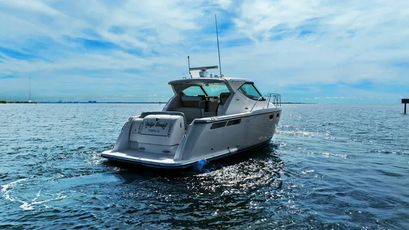Slide: The Image of Tiara 3500 Sovran 2008 - 36