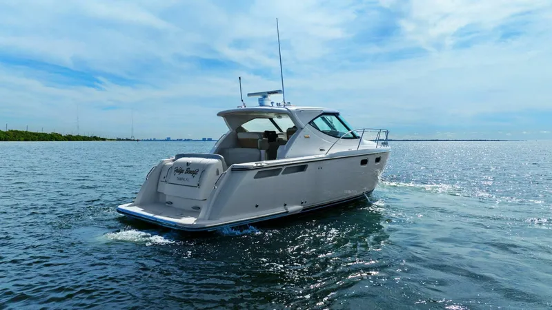 Slide: The Image of Tiara 3500 Sovran 2008 - 37