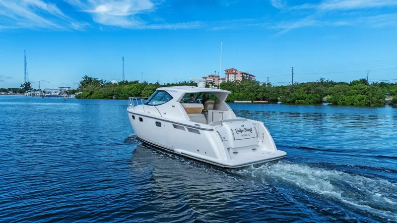 Slide: The Image of Tiara 3500 Sovran 2008 - 45