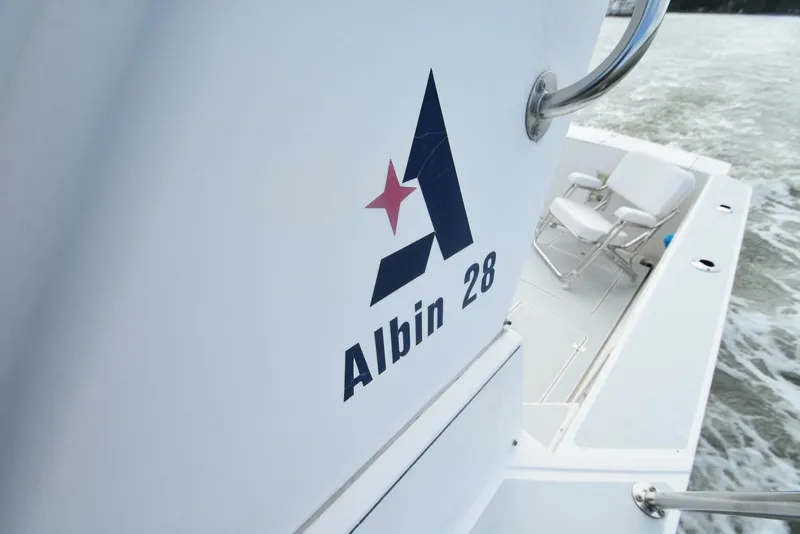 Slide: The Image of Albin 28 TE Pilothouse 1998 - 47
