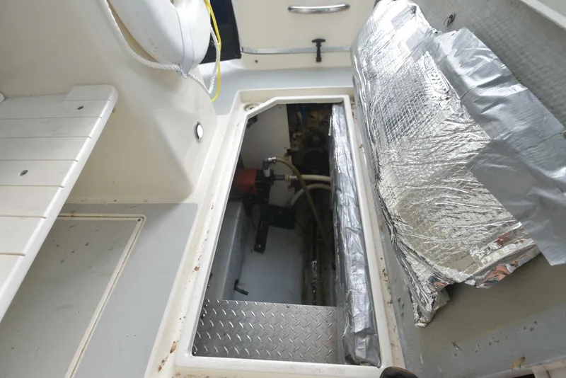 Slide: The Image of Albin 28 TE Pilothouse 1998 - 49