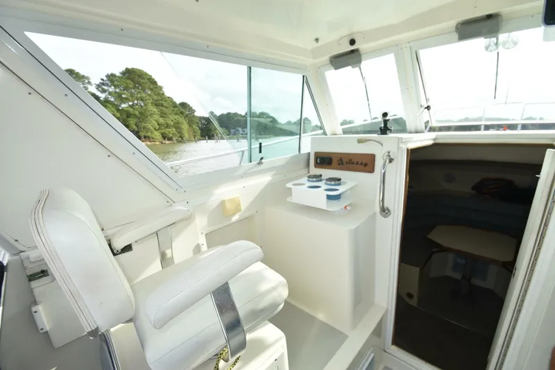 Slide: The Image of Albin 28 TE Pilothouse 1998 - 7