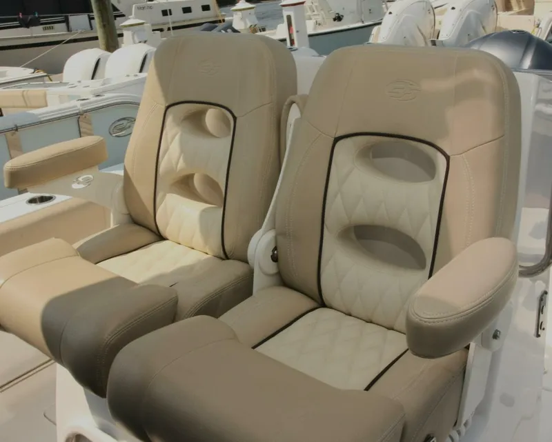 Slide: The Image of Sea Fox 288 Commander 2018 - 10