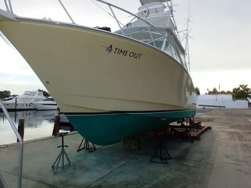 Slide: The Image of Cabo 35 Express 2000 - 20