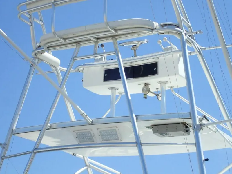 Slide: The Image of Cabo 35 Express 2000 - 25
