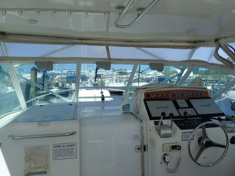 Slide: The Image of Cabo 35 Express 2000 - 9