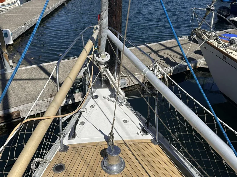 Slide: The Image of Custom Whiting Yachts 40 1985 - 2