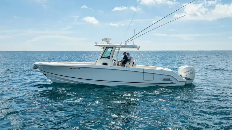 The Image of Boston Whaler 330 Outrage 2017 - 0