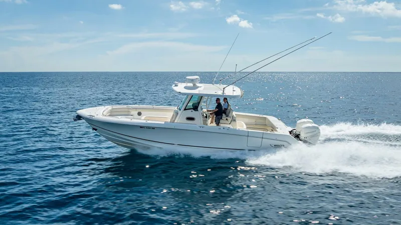 Slide: The Image of Boston Whaler 330 Outrage 2017 - 12