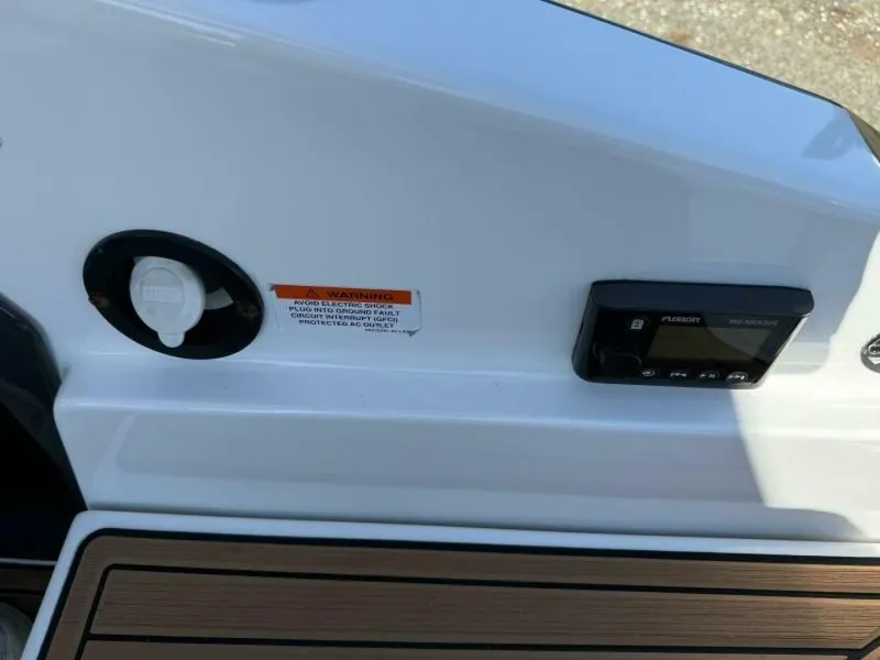 Slide: The Image of Monterey 278 SS 2017 - 29