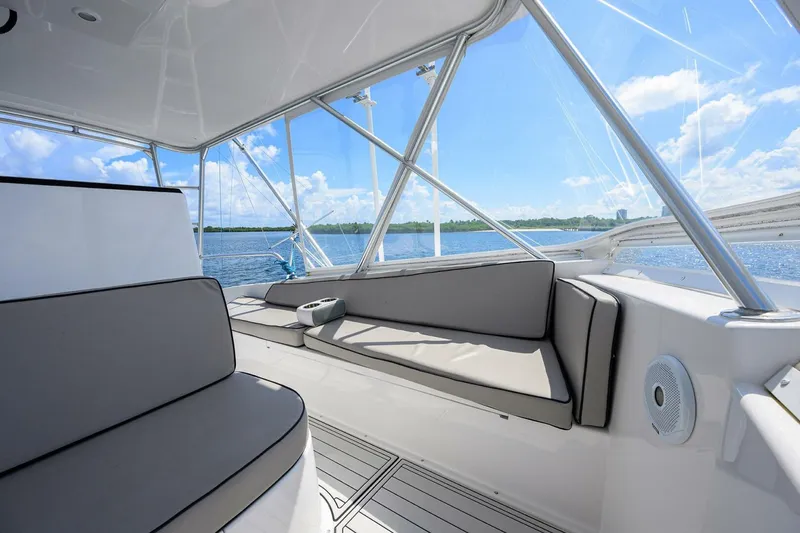 Slide: The Image of Viking 50 Convertible 2000 - 32