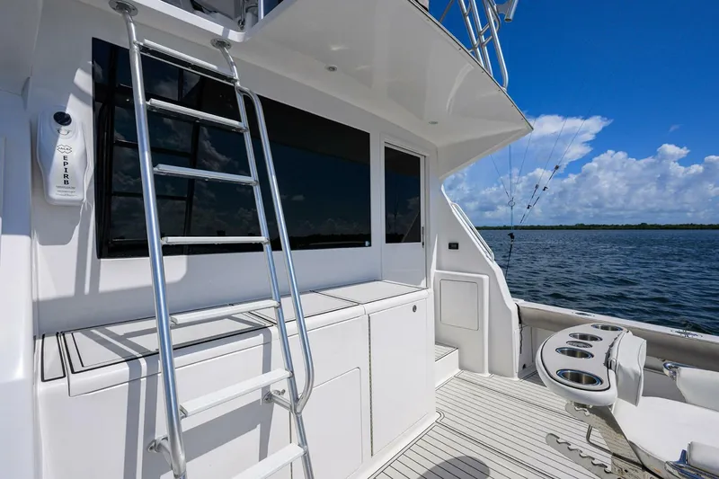Slide: The Image of Viking 50 Convertible 2000 - 42