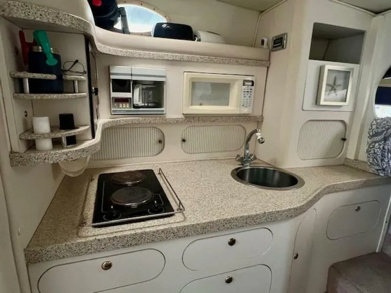 Slide: The Image of Rinker 342 Fiesta Vee 2000 - 12