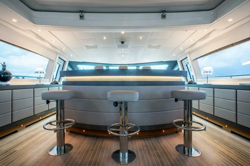 Slide: The Image of Overmarine Mangusta 108 2005 - 15