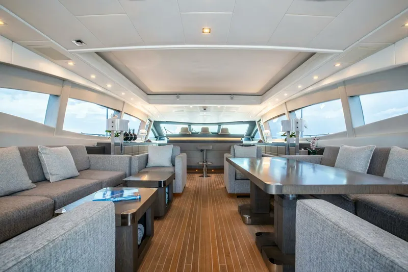 Slide: The Image of Overmarine Mangusta 108 2005 - 21
