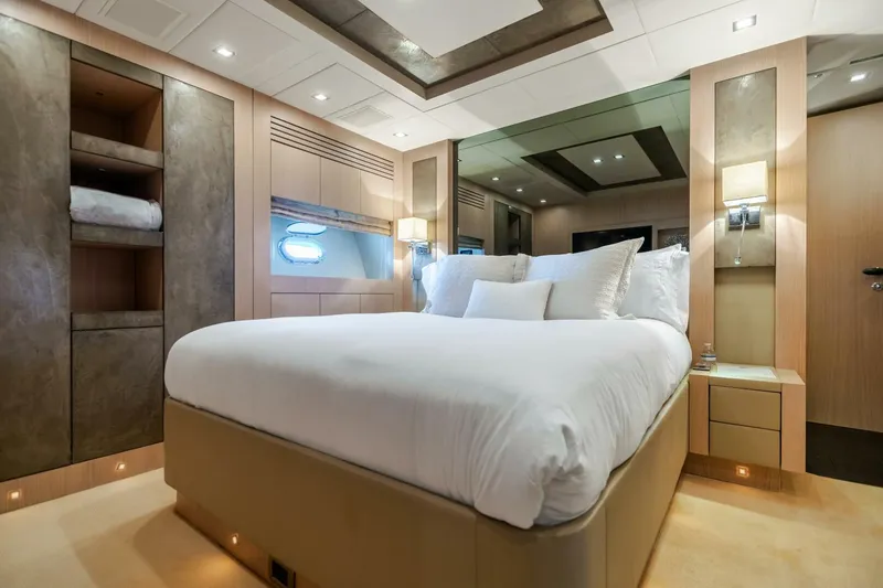 Slide: The Image of Overmarine Mangusta 108 2005 - 30