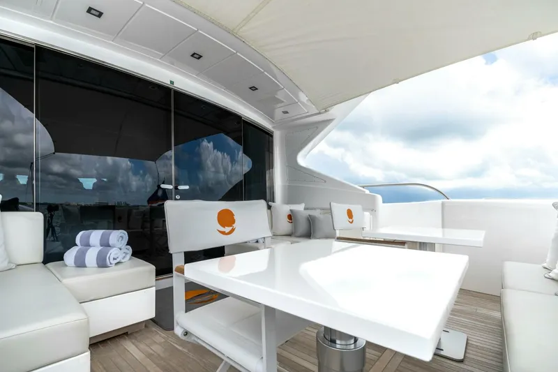 Slide: The Image of Overmarine Mangusta 108 2005 - 4