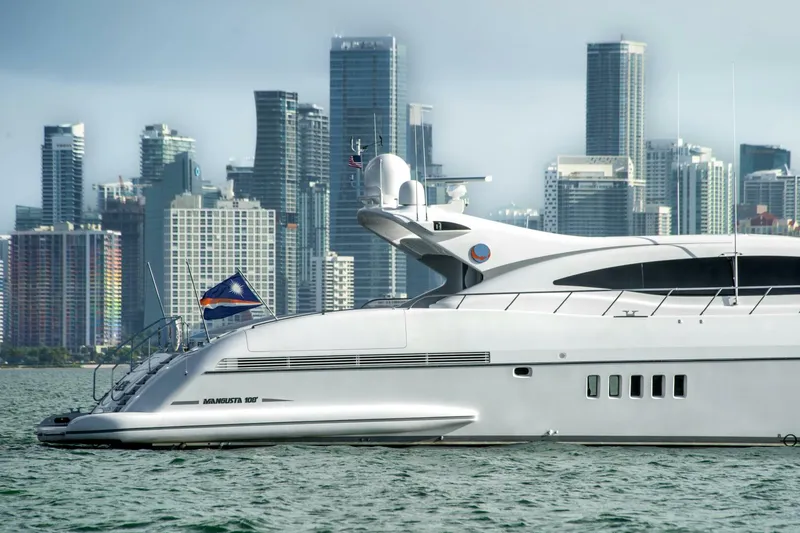 Slide: The Image of Overmarine Mangusta 108 2005 - 50