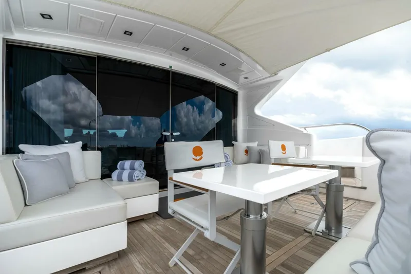 Slide: The Image of Overmarine Mangusta 108 2005 - 6