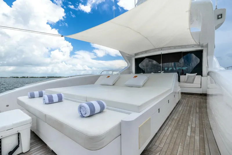 Slide: The Image of Overmarine Mangusta 108 2005 - 9