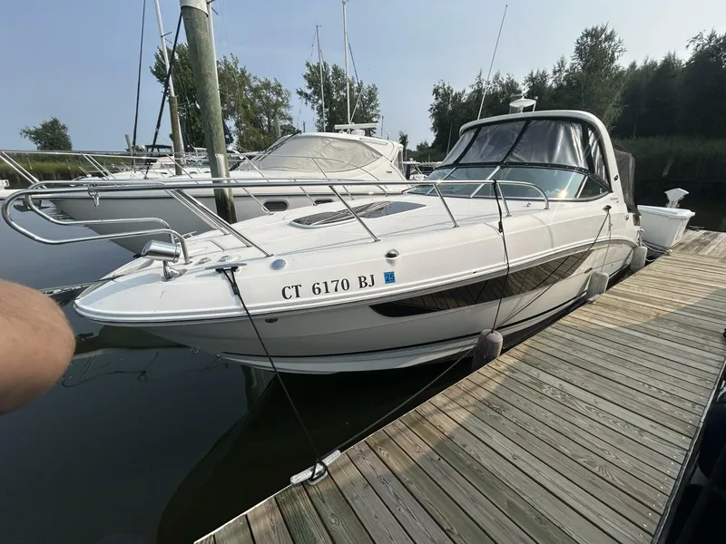Slide: The Image of Sea Ray 310 Sundancer 2016 - 2