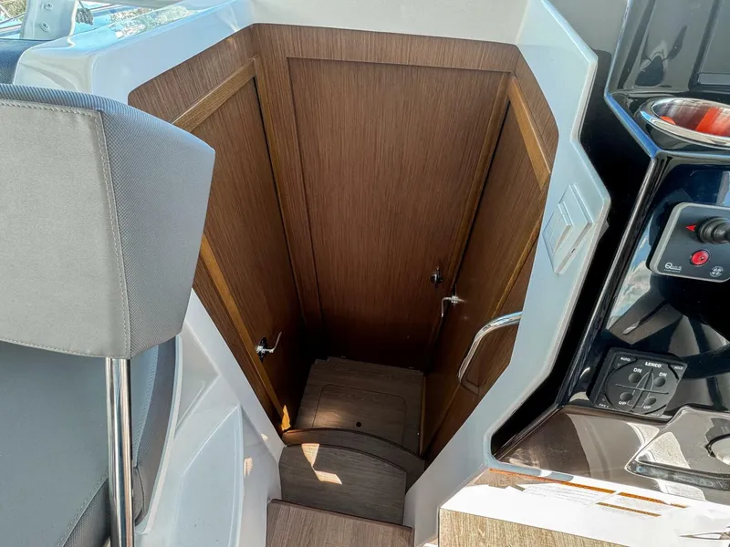 Slide: The Image of Beneteau Antares 9 2025 - 19
